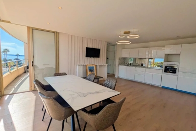 Apartment for sale in CANNES  - 3 rooms - 60 m² 