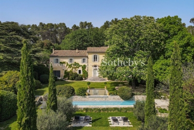 Maison à vendre à AIX-EN-PROVENCE  - 12 pièces - 620 m² 