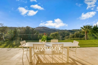 Maison à vendre à MANDELIEU-LA-NAPOULE  - 8 pièces - 250 m² 