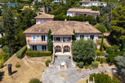Maison &agrave; vendre &agrave; LES ISSAMBRES  - 12 pi&egrave;ces - 660 m&sup2; 