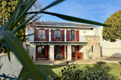 Maison à vendre à LE BOUSCAT  - 7 pièces - 197 m² 