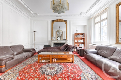 Appartement à vendre à PARIS 8EME Combat 2 - 4 pièces - 143 m² 