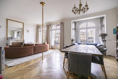 Appartement à vendre à PARIS 15EME Seine et Berges 2 - 5 pièces - 138 m² 
