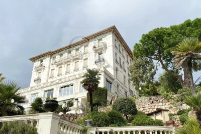 Apartment for sale in ROQUEBRUNE-CAP-MARTIN  - 3 rooms - 87 m² 