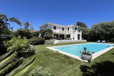 Maison à vendre à ANTIBES Rigaud - 6 pièces - 193 m² 
