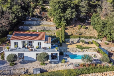 Maison à vendre piscine jardin vue mer climatisation 