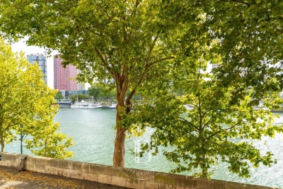 Appartement à vendre à PARIS 16EME Seine et Berges 2 - 5 pièces - 128 m² 