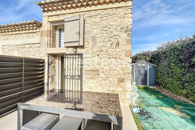 Maison à vendre à MOLLÉGÈS  - 2 pièces - 32 m² 