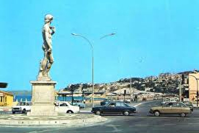 Commerce &agrave; vendre &agrave; MARSEILLE 8EME   - 80 m&sup2; 