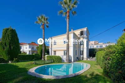 Maison à vendre à NICE Tnl-Beaumont - 7 pièces - 250 m² 