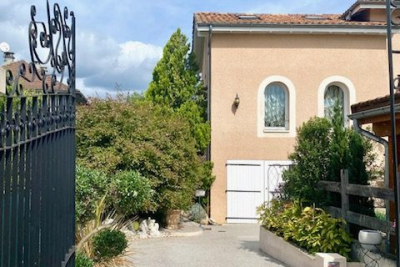 Maison à vendre à ST-MARTIN-D'HERES  - 5 pièces - 150 m² 