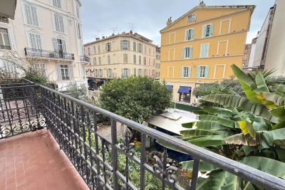 Apartment for sale in CANNES  - 3 rooms - 81 m² 