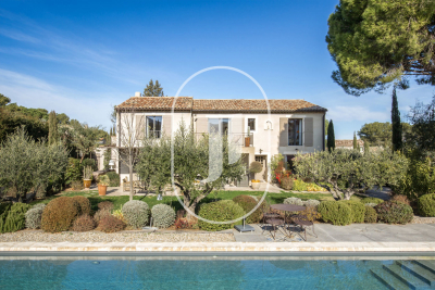 Maison &agrave; vendre &agrave; Eygalières  - 5 pi&egrave;ces 250 m&sup2; 