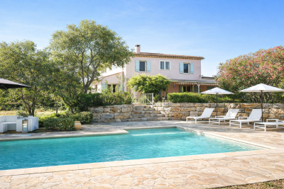 Maison &agrave; vendre &agrave; GASSIN  - 6 pi&egrave;ces - 150 m&sup2; 