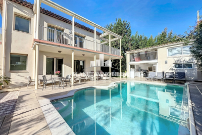 Maison à vendre piscine terrasse mer juan les pins 