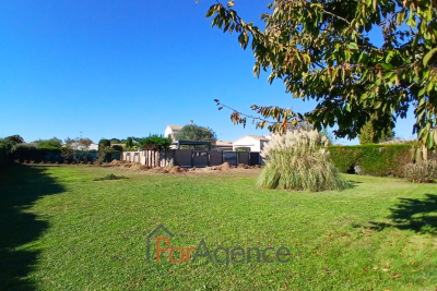 terrain &agrave; vendre &agrave; ST PALAIS SUR MER   - 1080 m&sup2; 