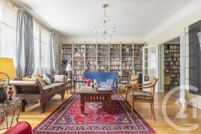 Appartement à vendre à PARIS 8EME Seine et Berges 2 - 6 pièces - 181 m² 