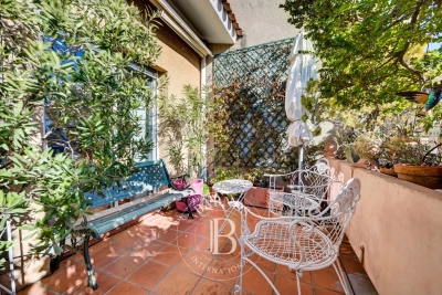 Appartement à vendre à AIX-EN-PROVENCE  - 3 pièces - 131 m² 