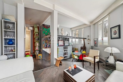 Appartement à vendre à PARIS 18EME Seine et Berges 2 - 5 pièces - 100 m² 