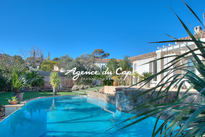 Maison &agrave; vendre garage piscine st aygulf 