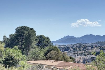 Appartement à vendre à LE CANNET Les Issarts - 4 pièces - 85 m² 