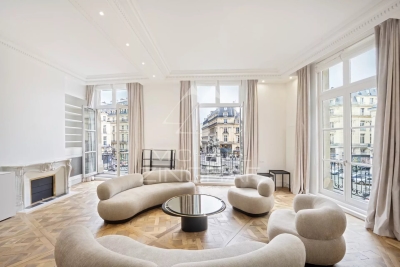 Appartement à louer à PARIS 2EME Sainte-Marguerite - 4 pièces - 206 m² 