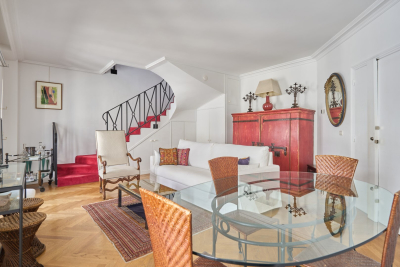Appartement &agrave; louer &agrave; PARIS 1ER  - 3 pi&egrave;ces - 80 m&sup2; 