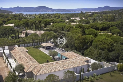 Villa à Saint-Tropez &agrave; louer à partir de 70 000 € / semaine, Photo 2