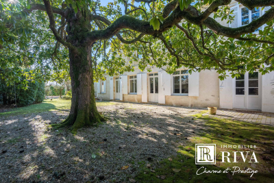 Maison à vendre à BORDEAUX Chartrons-Grand-Parc 11 - 7 pièces - 310 m² 