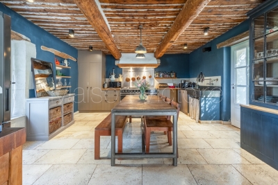 House for sale in SAIGNON  - 7 rooms - 224 m² 