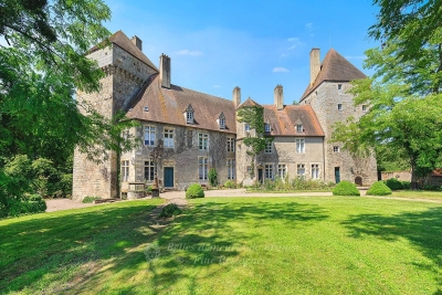 Maison à vendre chateau a restaurer