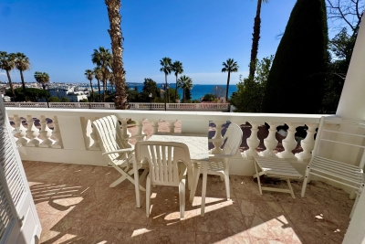 Appartement &agrave; vendre &agrave; GOLFE JUAN  - 6 pi&egrave;ces - 140 m&sup2; 