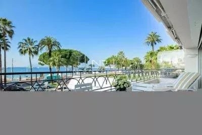 Appartement &agrave; vendre &agrave; CANNES Villa Arson - 3 pi&egrave;ces - 107 m&sup2; 