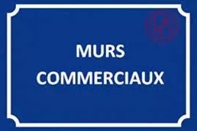 Commerce à vendre à PARIS 9EME Combat 2 - 4 pièces - 200 m² 