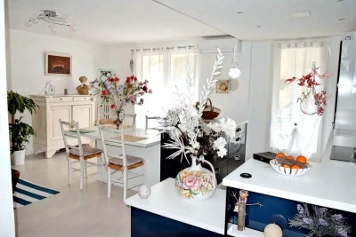 Appartement à vendre à HYÈRES  - 2 pièces - 59 m² 