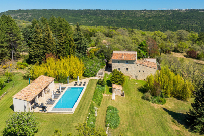 Maison &agrave; vendre &agrave; REILLANNE  - 10 pi&egrave;ces - 483 m&sup2; 