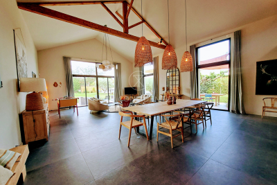 Maison à vendre à ST-RÉMY-DE-PROVENCE Morgiou-Hauts de Mazargues - 9 pièces - 331 m² 