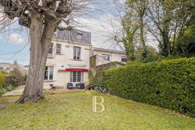 Maison à vendre à BORDEAUX Saint-Bruno-Saint-Victor 1 - 9 pièces - 250 m² 
