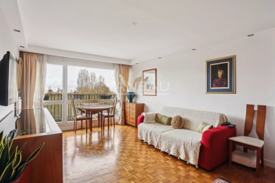 Apartment for sale in GARCHES Pasteur - 3 rooms - 62 m² 