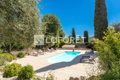 House for sale studio 