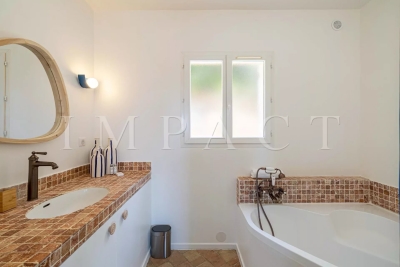 Villa à Grimaud &agrave; louer à partir de 14 000 € / semaine, Photo 12