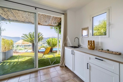 Villa à Grimaud &agrave; louer à partir de 14 000 € / semaine, Photo 16