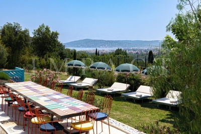 Villa à Grimaud &agrave; louer à partir de 14 000 € / semaine, Photo 3