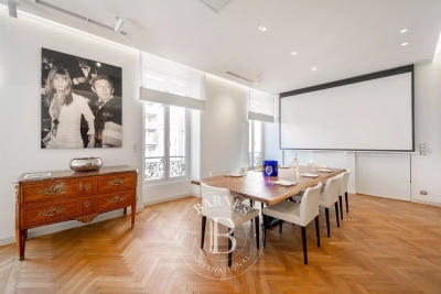 Appartement à Cannes &agrave; louer à partir de 11 500 € / semaine, Photo 6