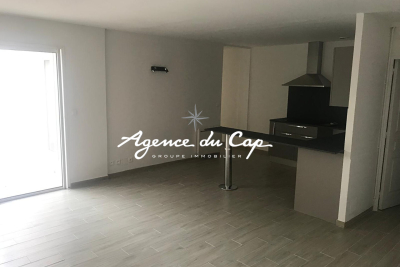 Appartement à vendre à FRÉJUS Cerceron-Peire Sarade - 3 pièces - 60 m² 