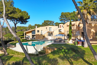 Maison à vendre à MOUGINS  - 9 pièces - 430 m² 