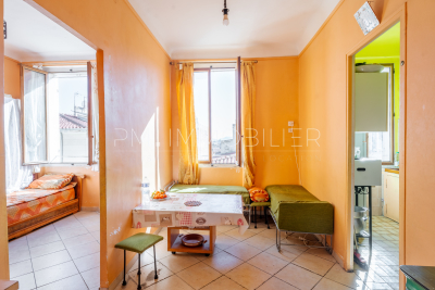 Appartement à vendre à MARSEILLE 1ER Gare - 2 pièces - 37 m² 