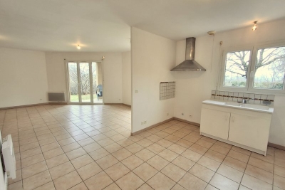 Maison à vendre à LES VANS  - 4 pièces - 100 m² 