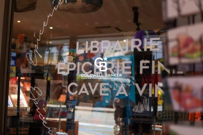 Commerce à vendre à RAYOL-CANADEL-SUR-MER  - 1 pièces - 76 m² 