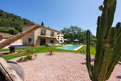 Maison à vendre à VENCE  - 5 pièces - 180 m² 